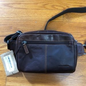 Jack George’s voyager large travel belt bag